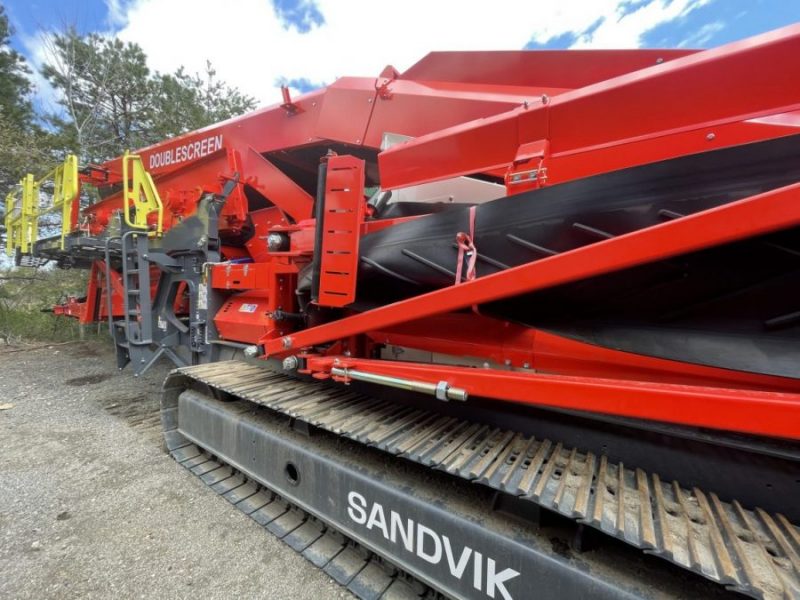 Premier Equipment QA441 Tracked Doublescreen